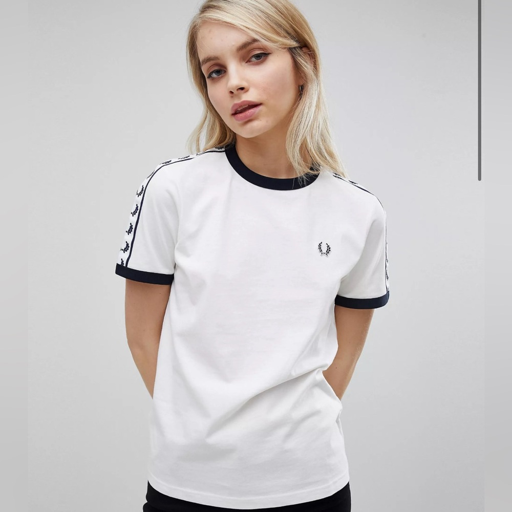 Fred Perry Women tshirt